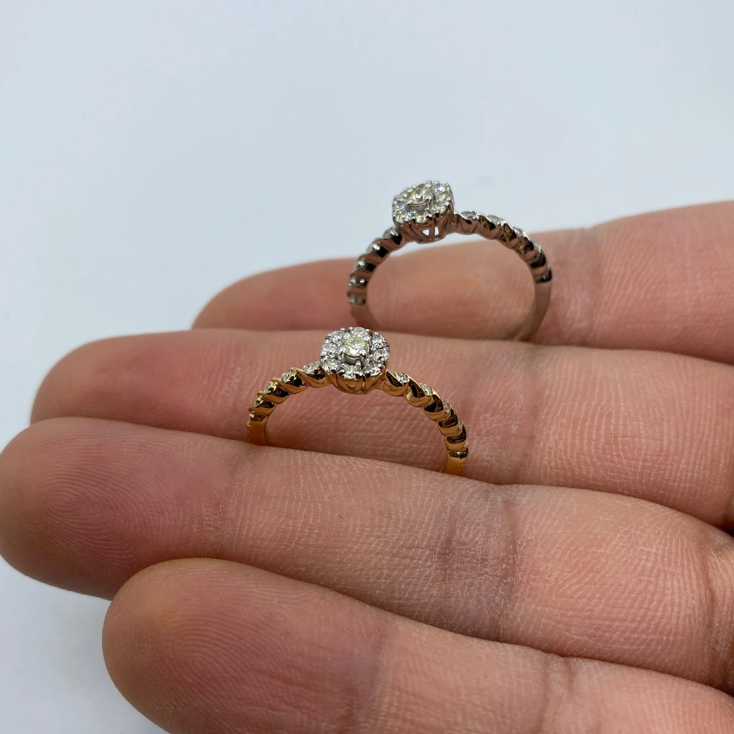 14K Elegant Bloom Diamond Engagement Ring