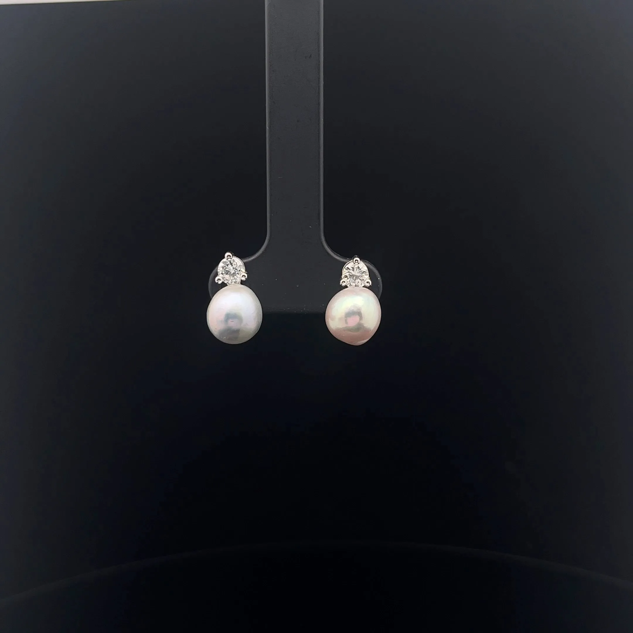 14k White Gold .38ct G VS2 Round Diamond ands Fresh Water White Pearl 8mm Stud Earrings