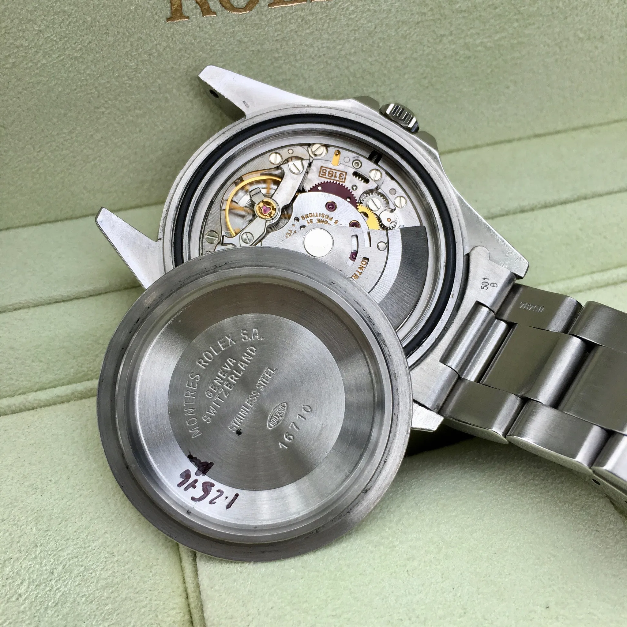 1997 Rolex GMT Master II 16710 Stainless Steel Pepsi "U" Serial Wristwatch Box Papers
