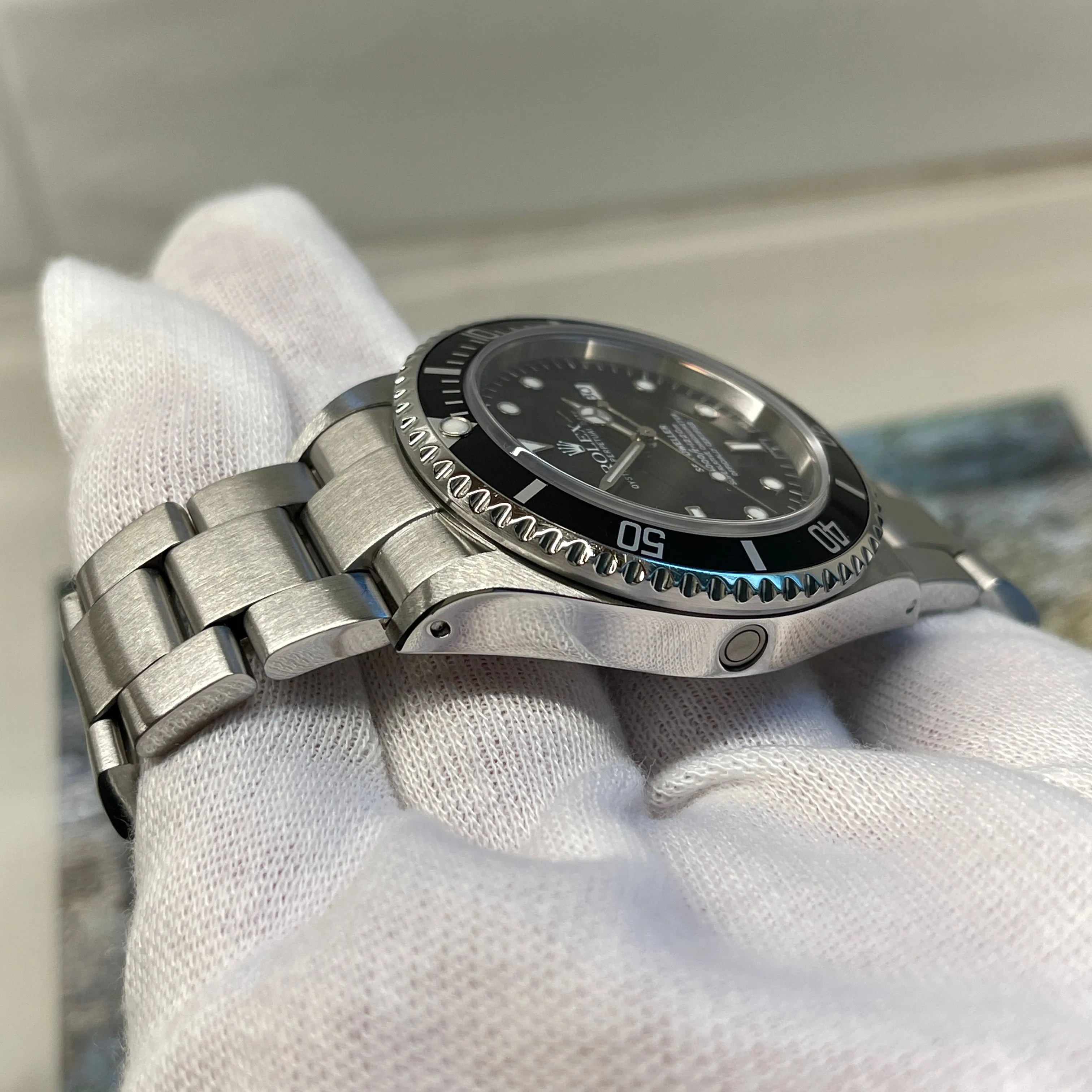 1999 Rolex Sea Dweller 16600 Swiss Only Stainless Steel Oyster Automatic Wristwatch Box Papers