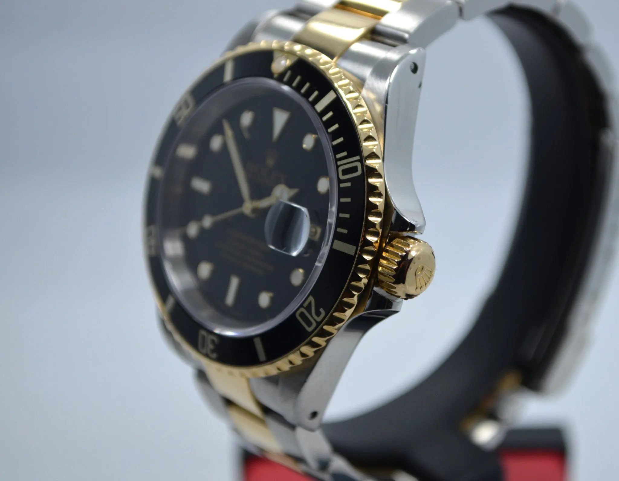2001 Rolex Submariner 16613 Black Steel Gold Two Tone "K" Serial Wristwatch