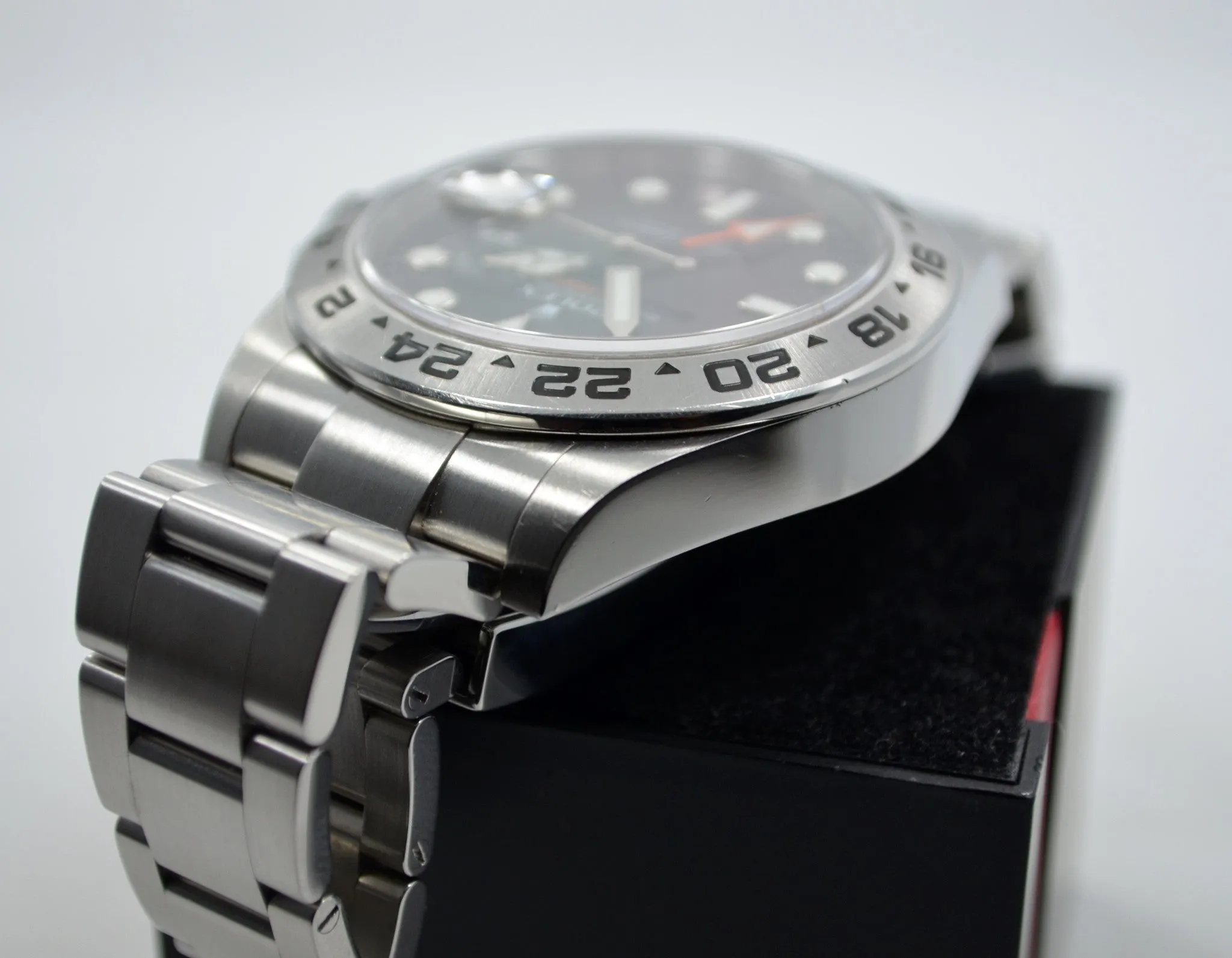 2010 Rolex Explorer II 216570 Stainless Steel Automatic Watch Box Papers