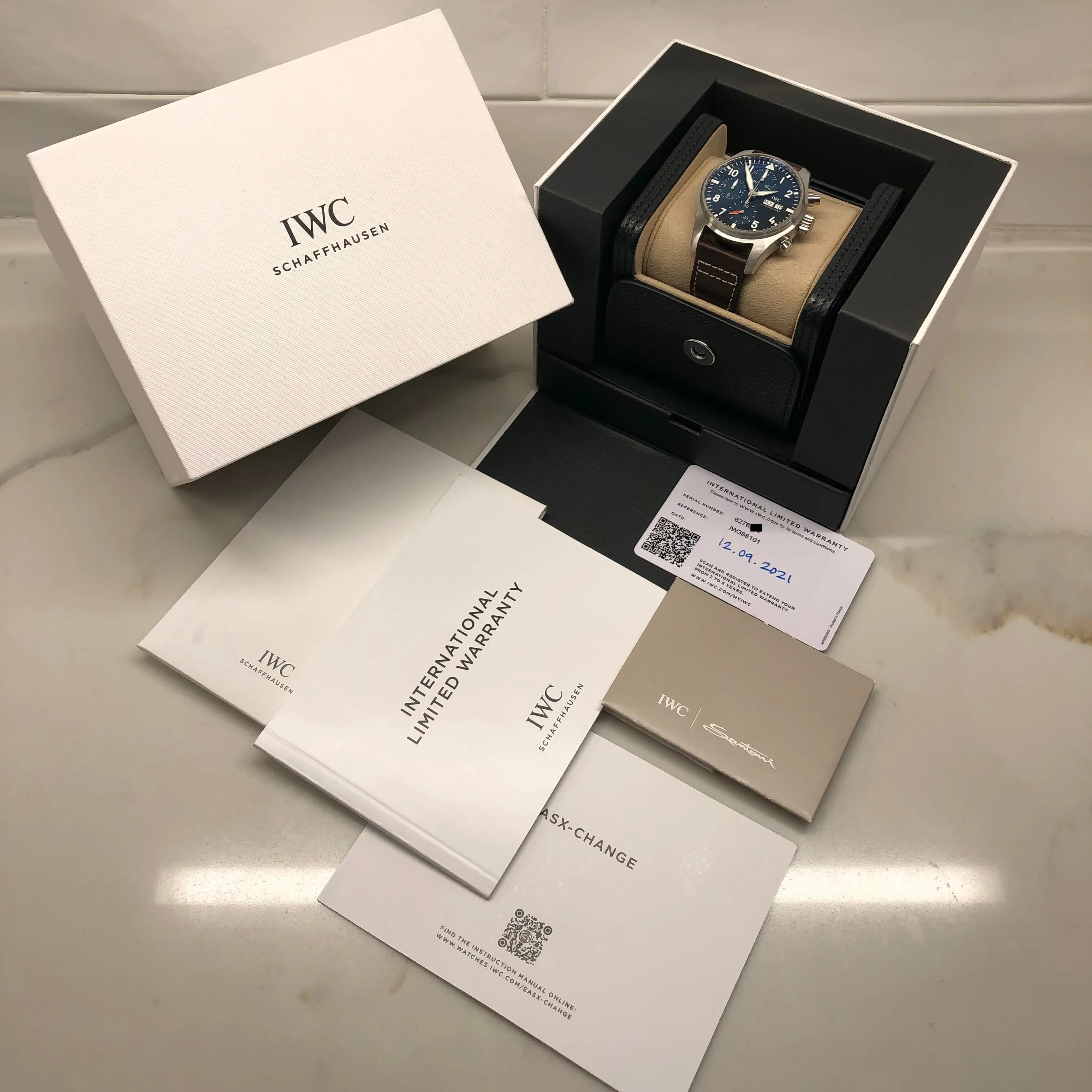 2021 IWC Pilot IW388101 Automatic Blue Dial Men's Wristwatch with Box and Papers