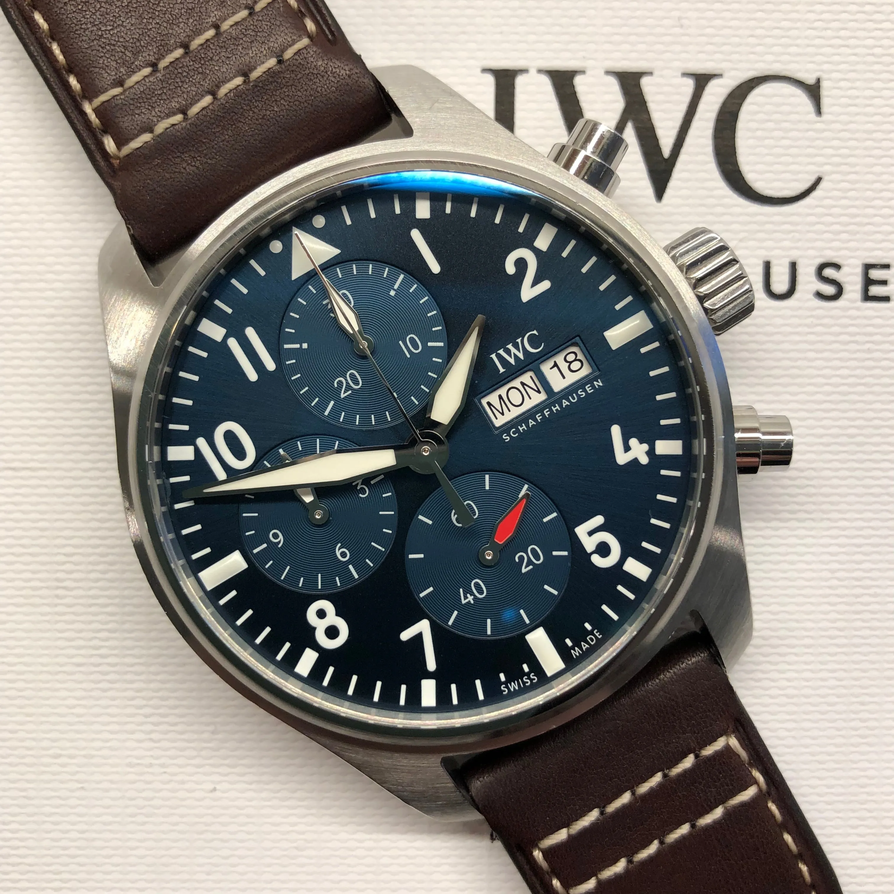 2021 IWC Pilot IW388101 Automatic Blue Dial Men's Wristwatch with Box and Papers