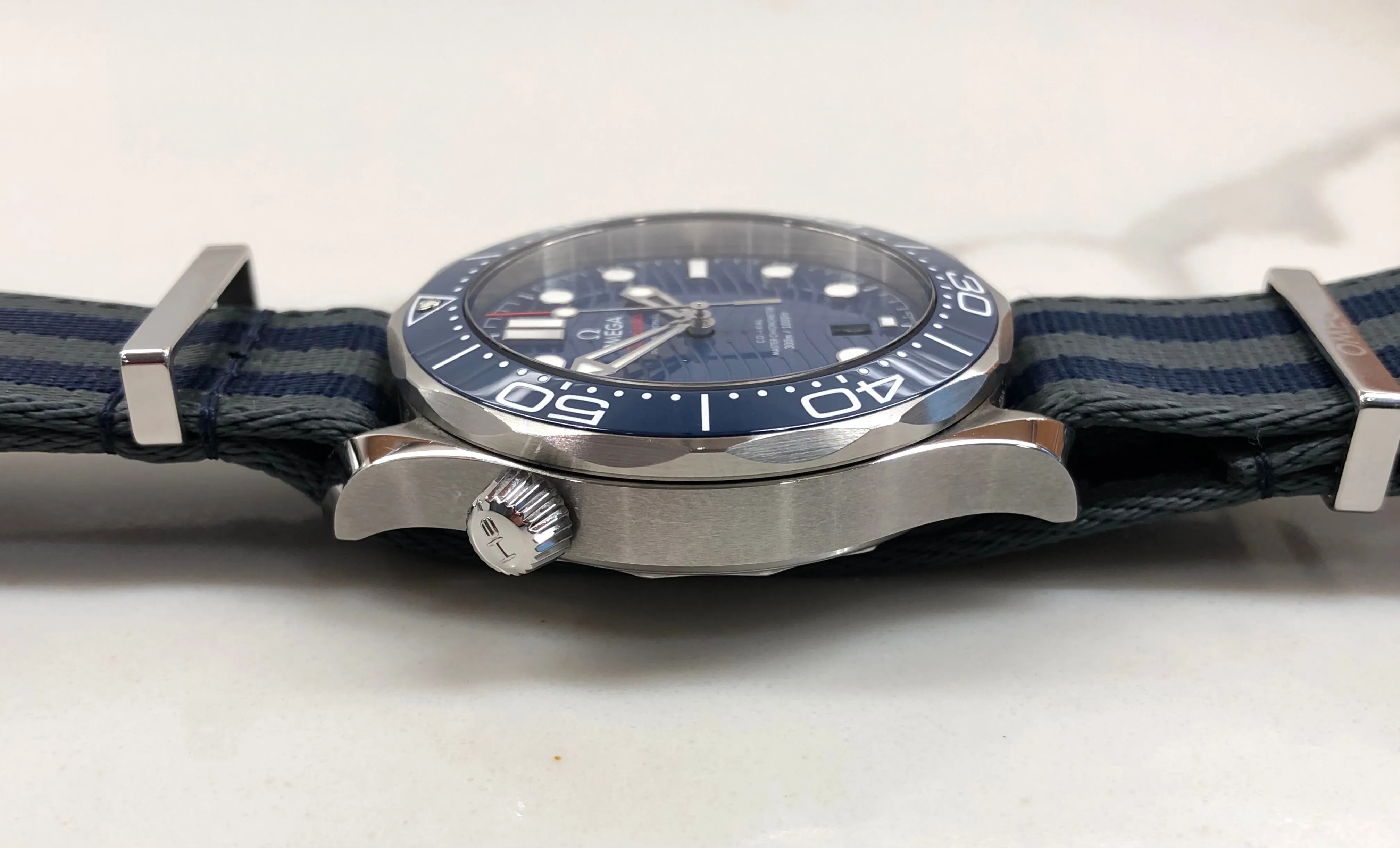 2022 OMEGA Seamaster 300M Co-Axial Master Chronometer 210.30.42.20.03.001 Blue Dial Wristwatch with Box and Papers