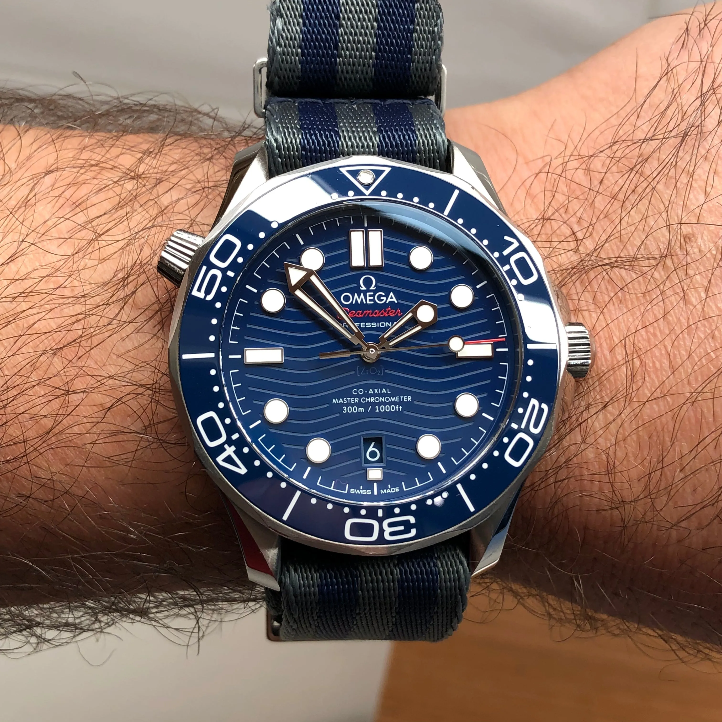 2022 OMEGA Seamaster 300M Co-Axial Master Chronometer 210.30.42.20.03.001 Blue Dial Wristwatch with Box and Papers
