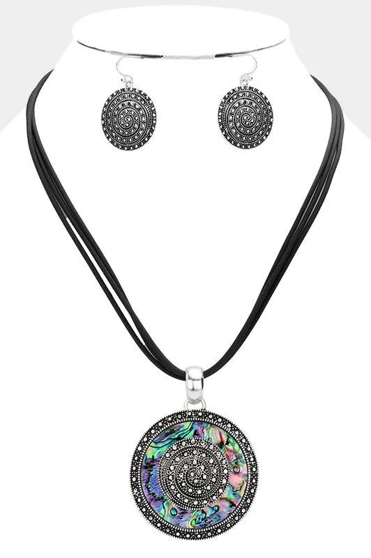 Abalone Pendant Circle Necklace