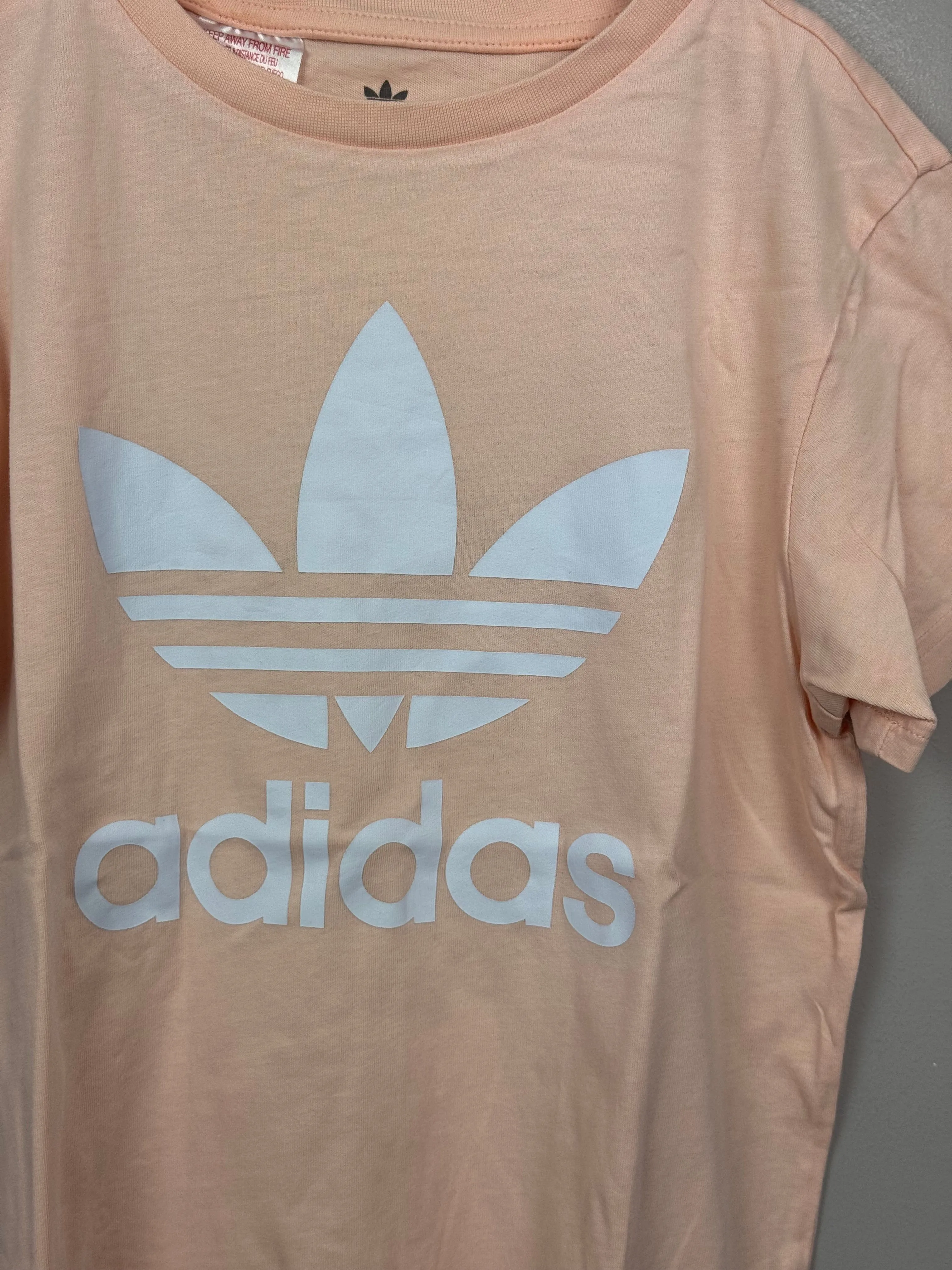 Adidas Apricot T-shirt 10-11y