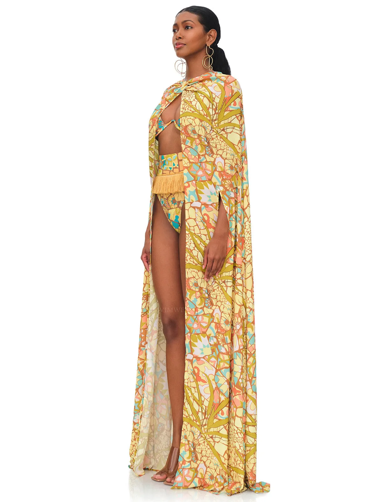 Akro Cover Up Cape ::RET