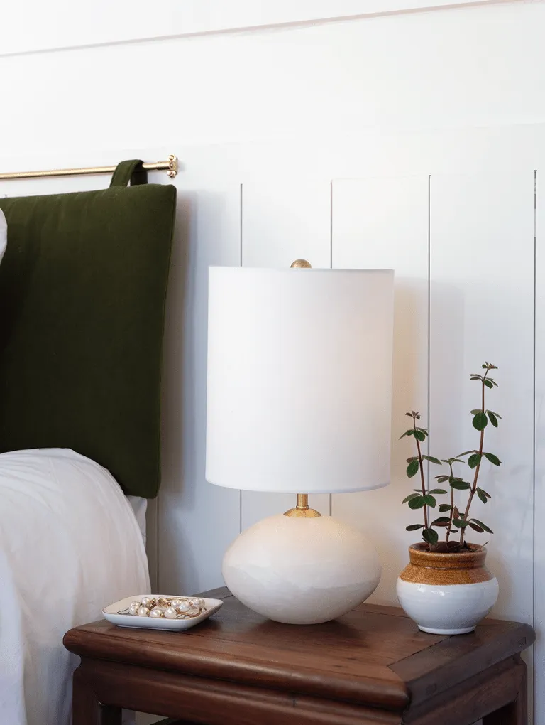 Alabaster Mini Orb Lamp