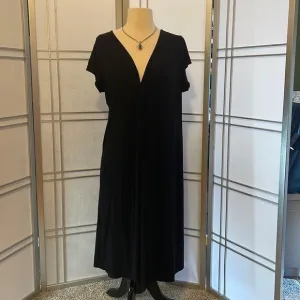 &quot;GARNET Hill&quot; Simple Black Dress- Size 12