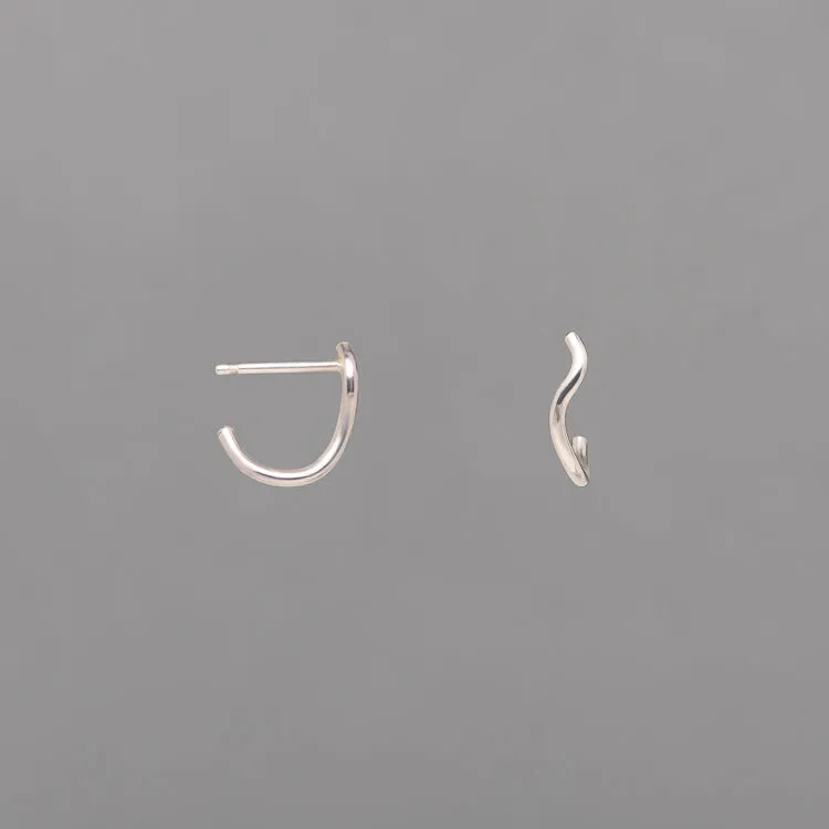 ANEW HUGGIE EARRING