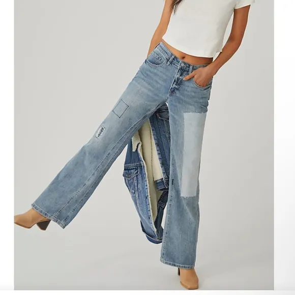 Anthropologie Pilcro The Laidback Flare Jeans Blue Denim Patchwork Size 26