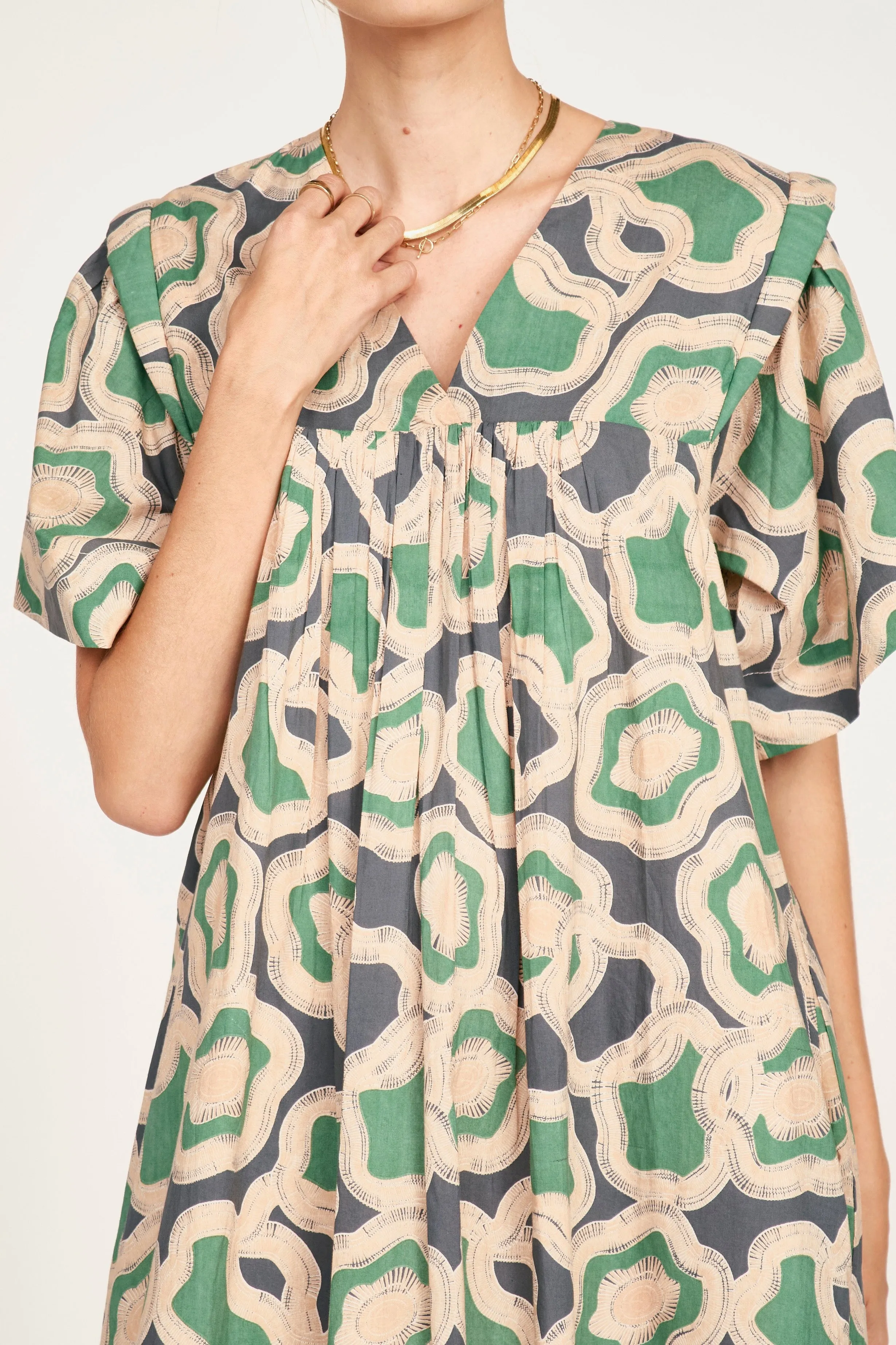 Belem Caftan in Marine Puddles