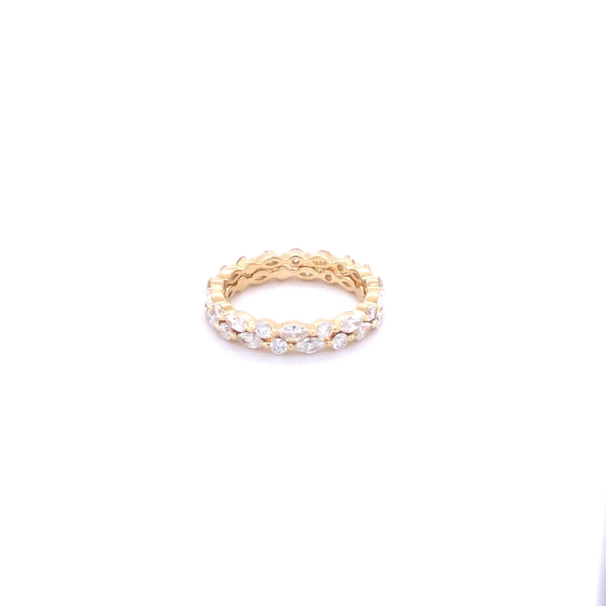 Bella wedding band