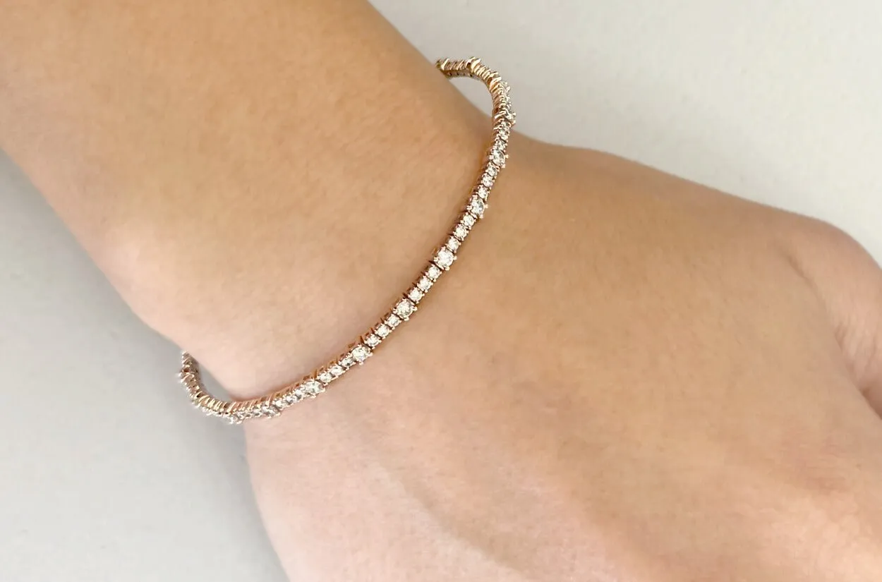 Bracelet 14kt Rose Gold & Two Sizes Diamonds Bangle