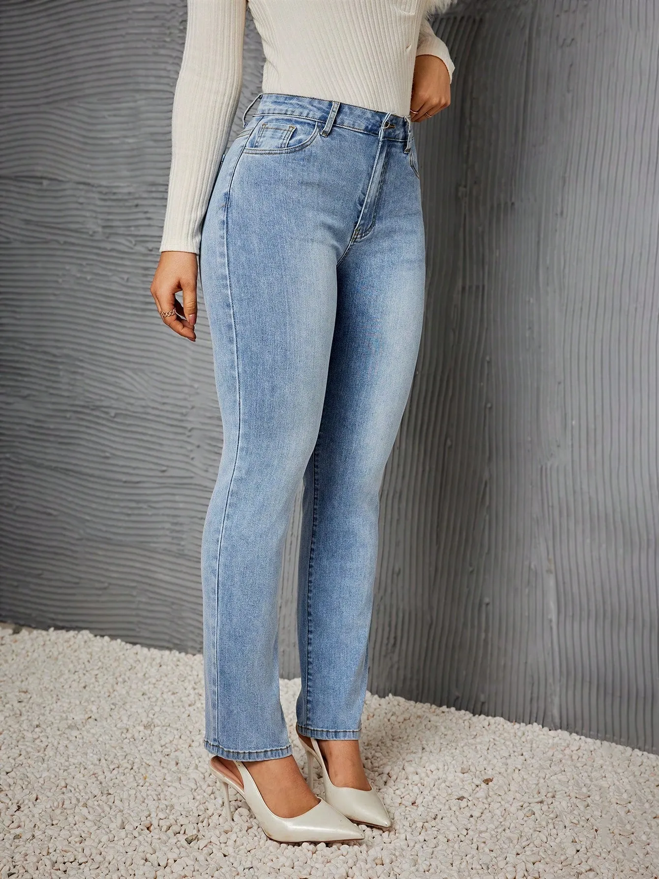 Cherry Vibes: Jeans Ajustados De Mezclilla Lavada en