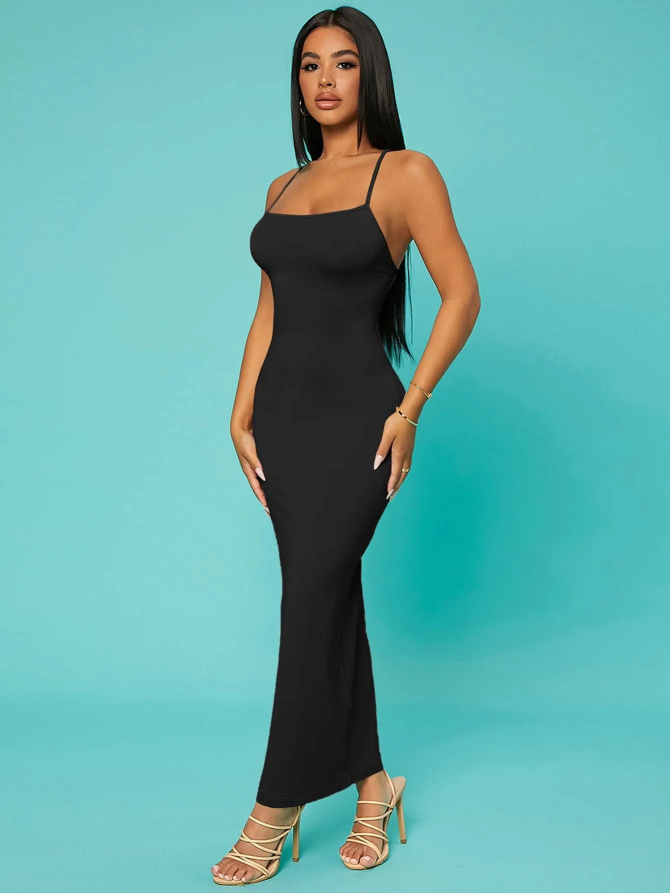 Cherry Vibes: Vestido largo ajustado para el verano en