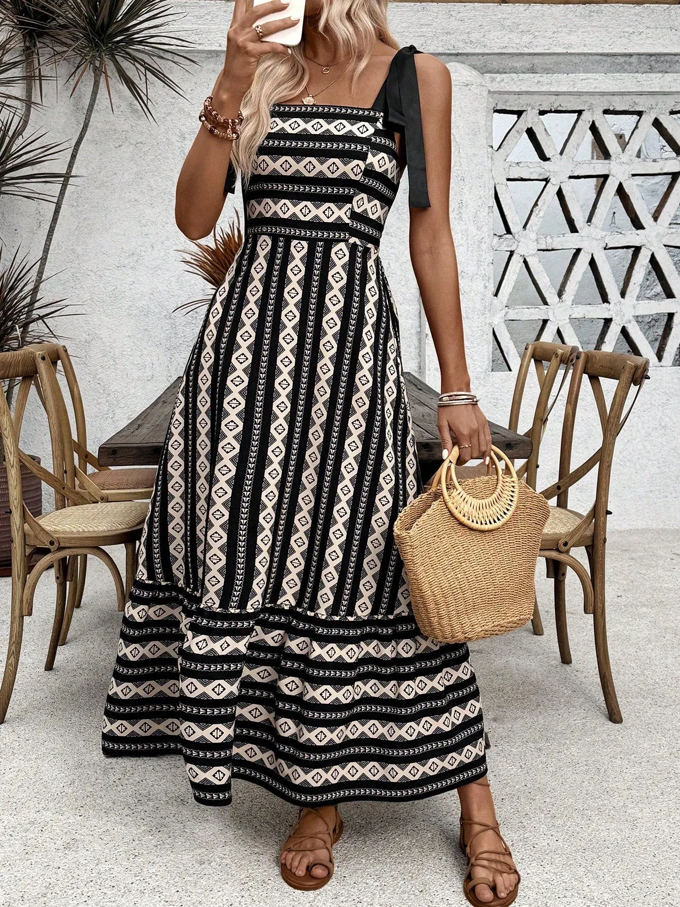 Cherry Vibes: Vestido sin mangas geométrico para mujer