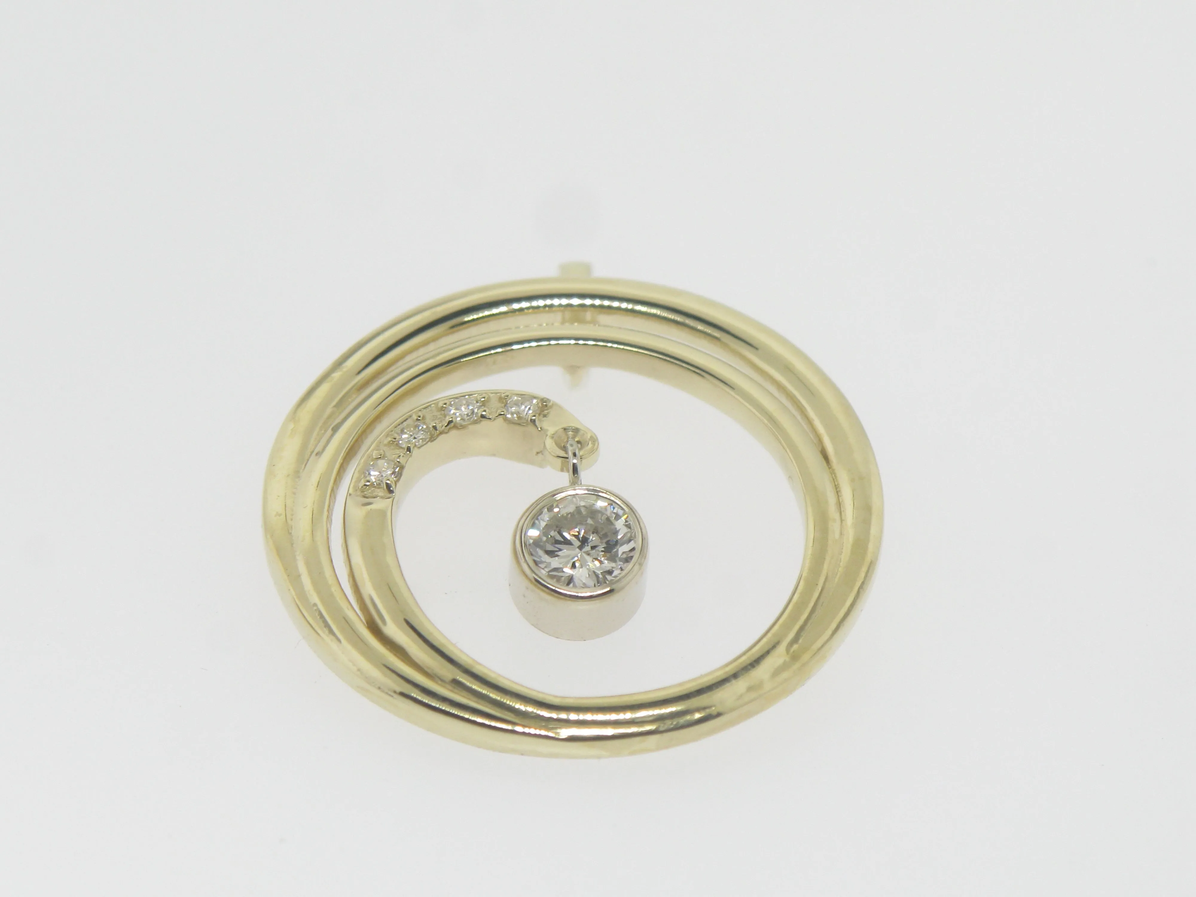 Circular Diamond Pendant