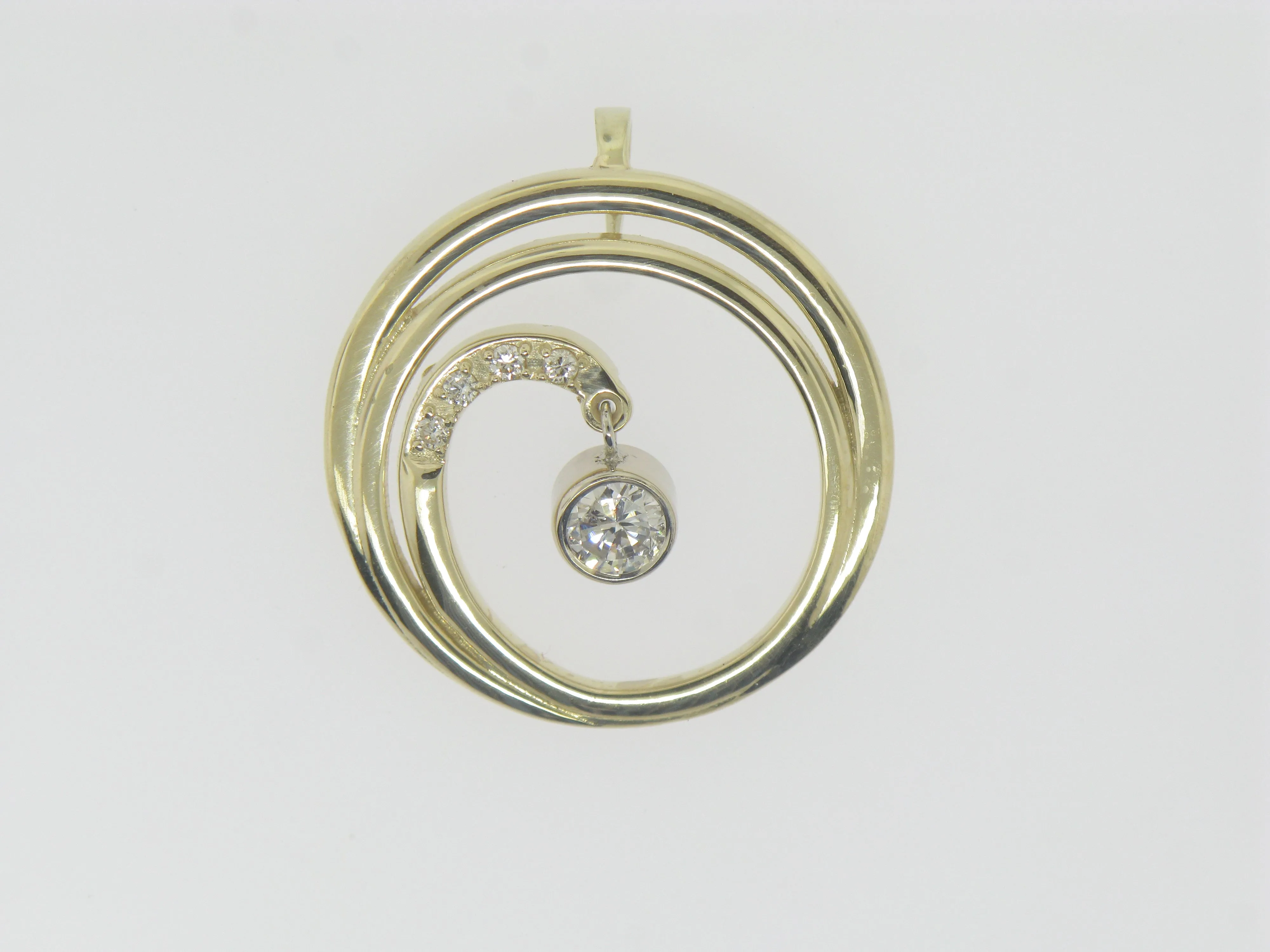 Circular Diamond Pendant