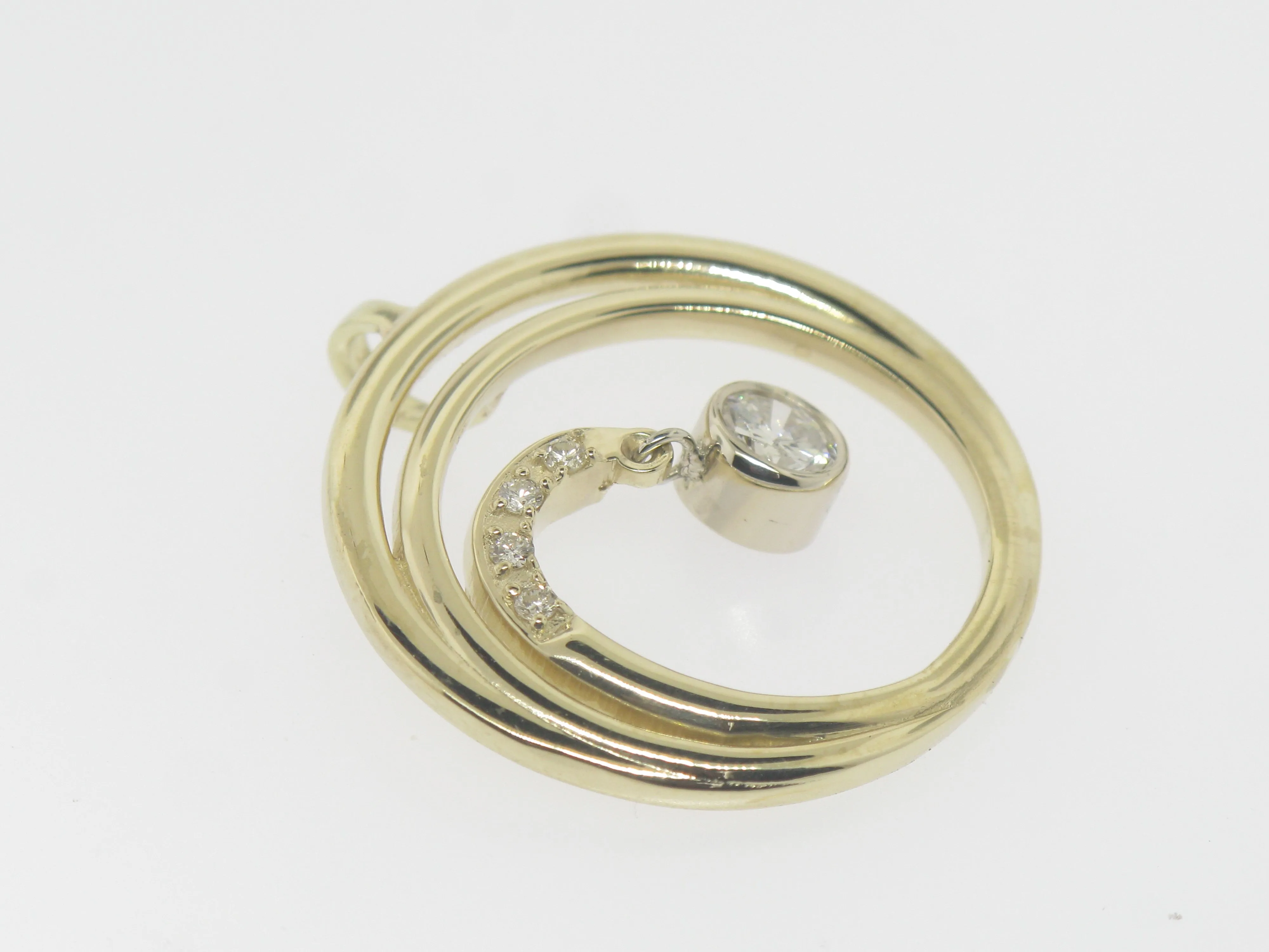 Circular Diamond Pendant