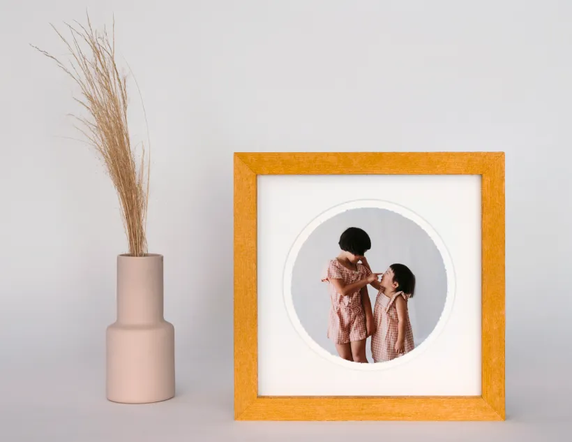 CIRCULAR FRAME 12x12"