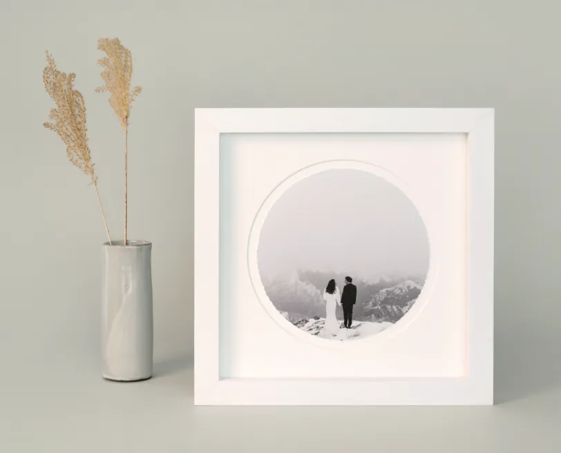 CIRCULAR FRAME 12x12"