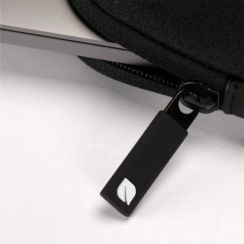 Classic Universal Sleeve for 15" Laptop