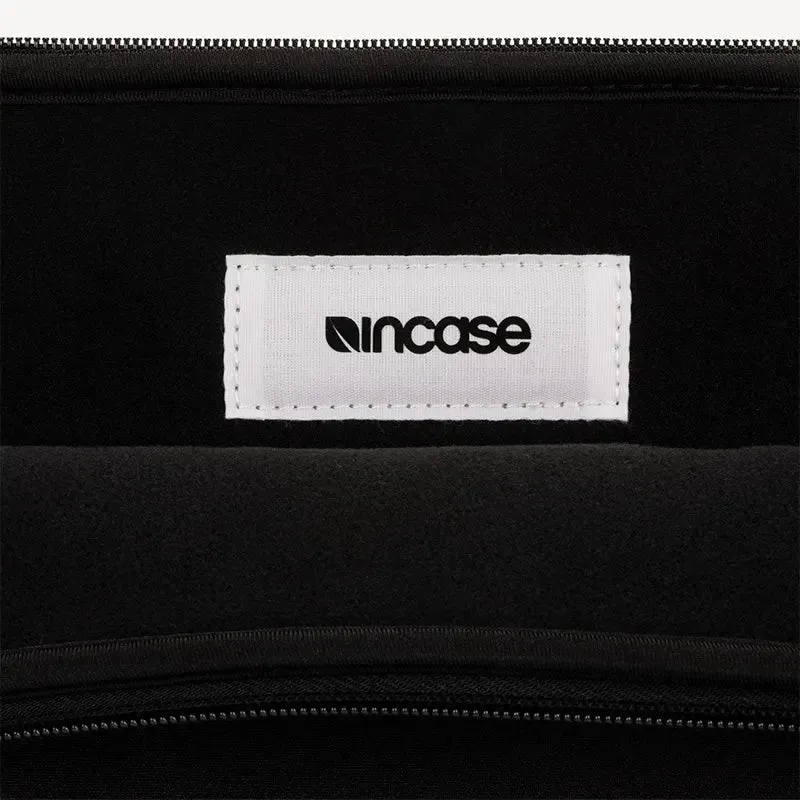 Classic Universal Sleeve for 15" Laptop