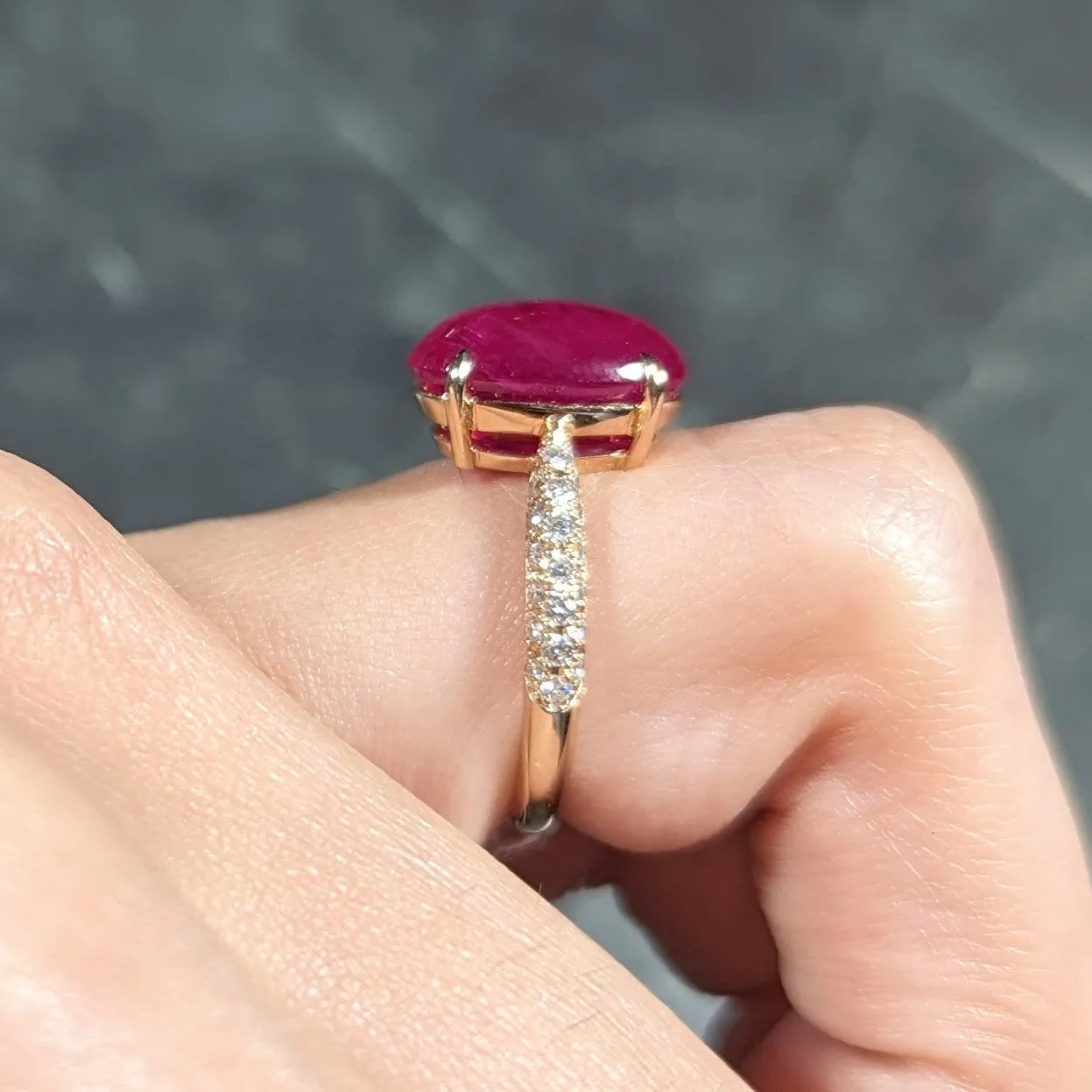 Contemporary 5.68 CTW Ruby Cabochon Diamond 18 Karat Rose Gold Gemstone Ring