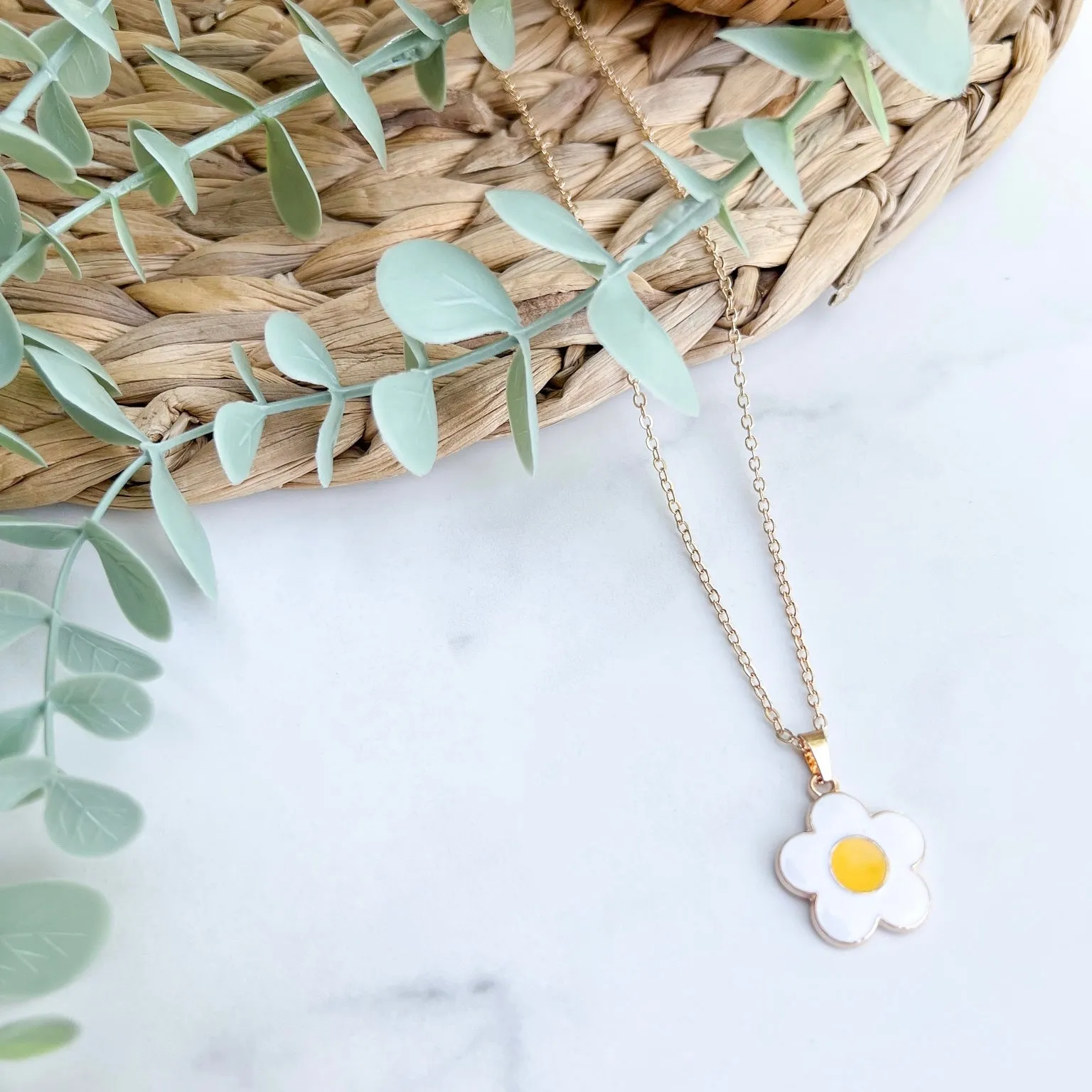 Daisy Necklace
