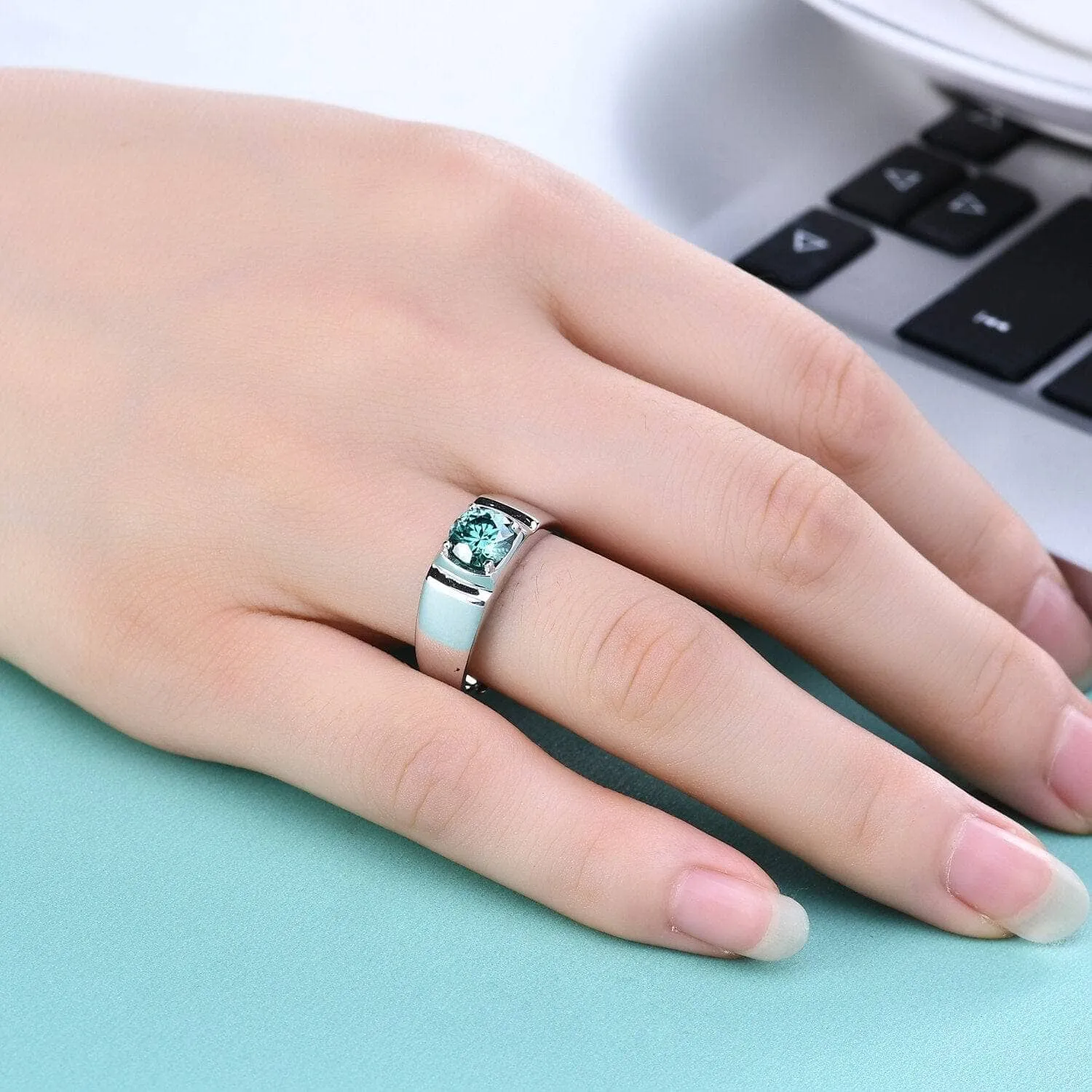 Elegant 1ct Diamond Wedding Ring