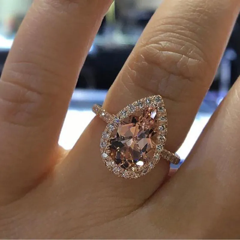 Elegant Cubic Zirconia Ring Rose Gold