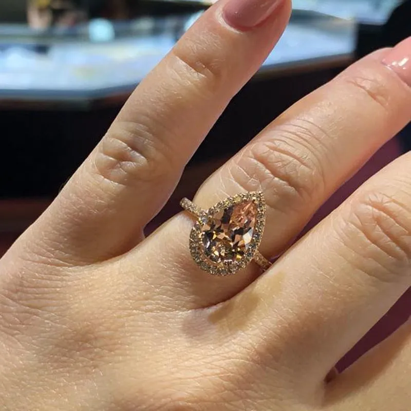 Elegant Cubic Zirconia Ring Rose Gold