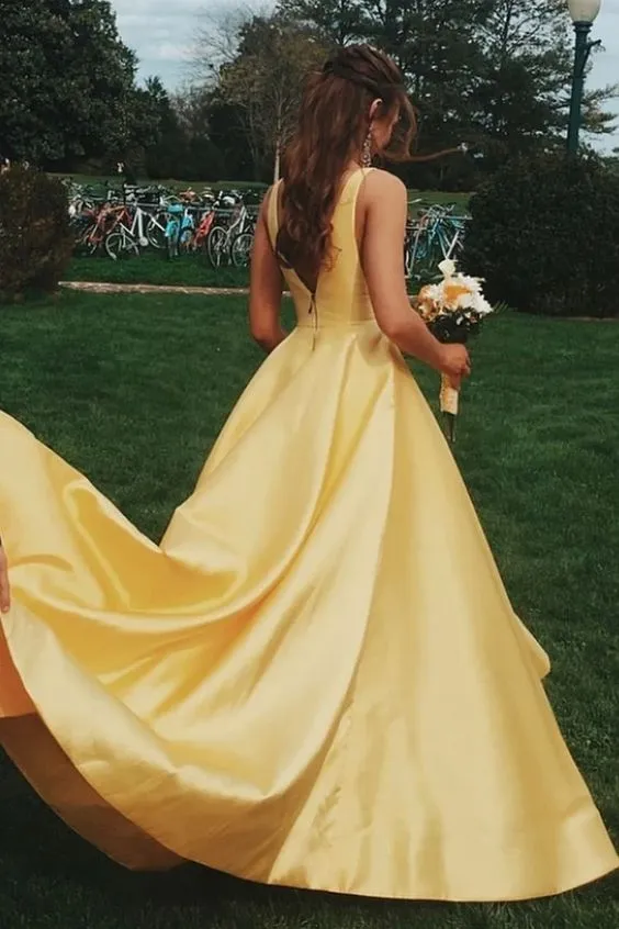 Elegant Yellow Prom Dress with Pocket
