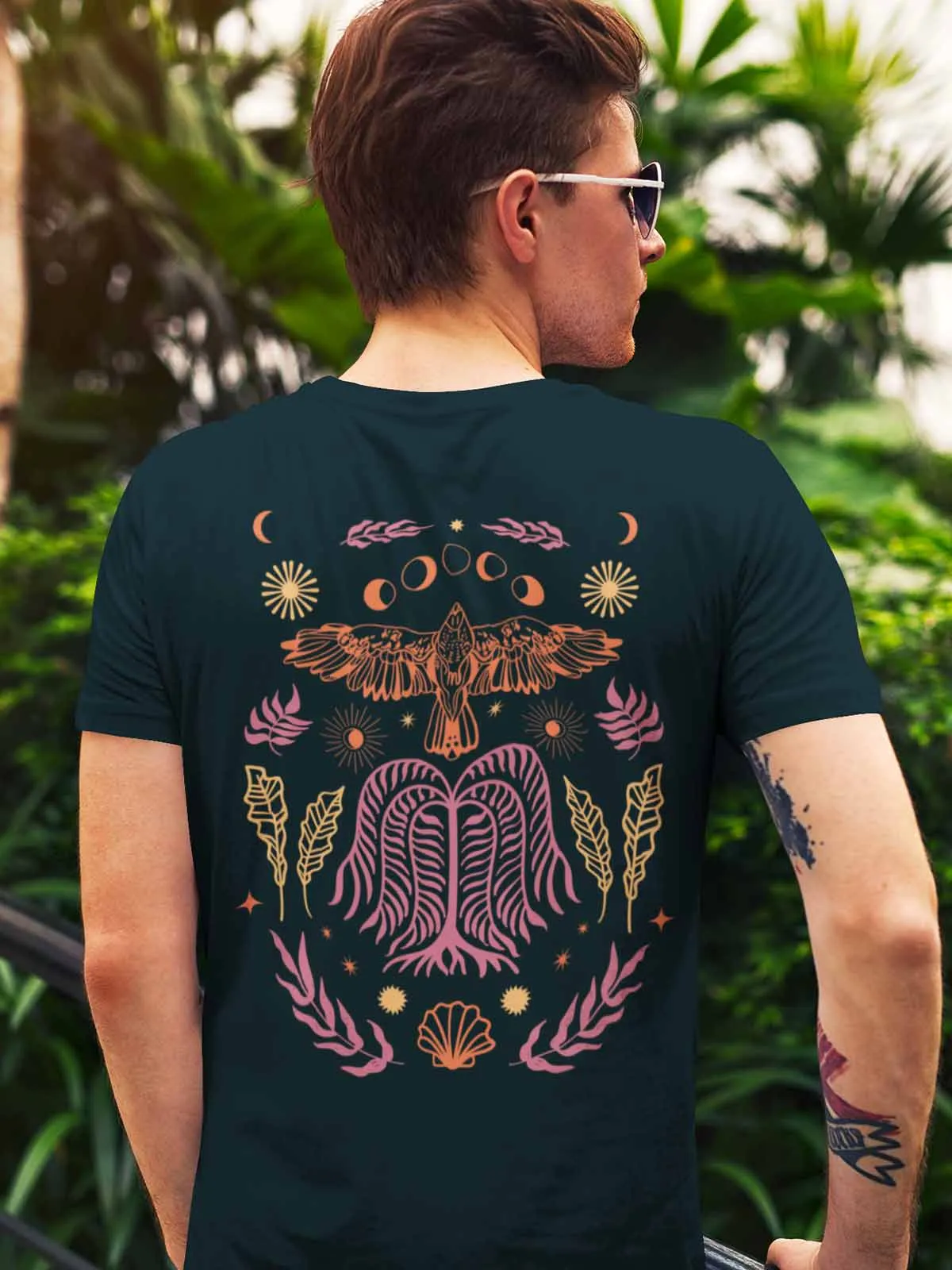 Explorer’s Paradise | Backprint T shirt