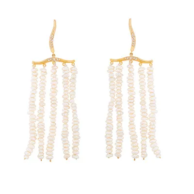 FEMININE WAVES STATEMENT PEARL EARRINGS