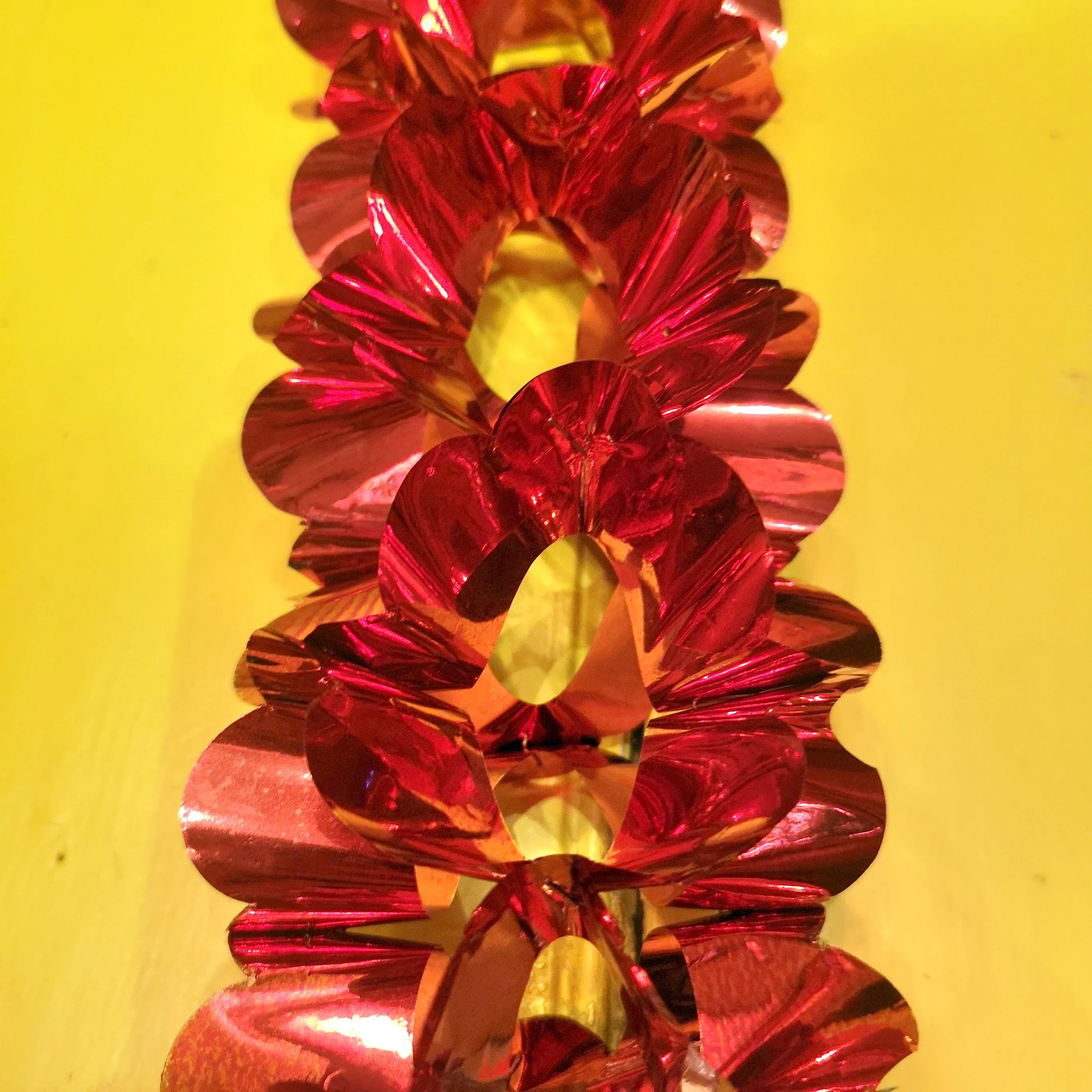 Foil honeycomb garlands