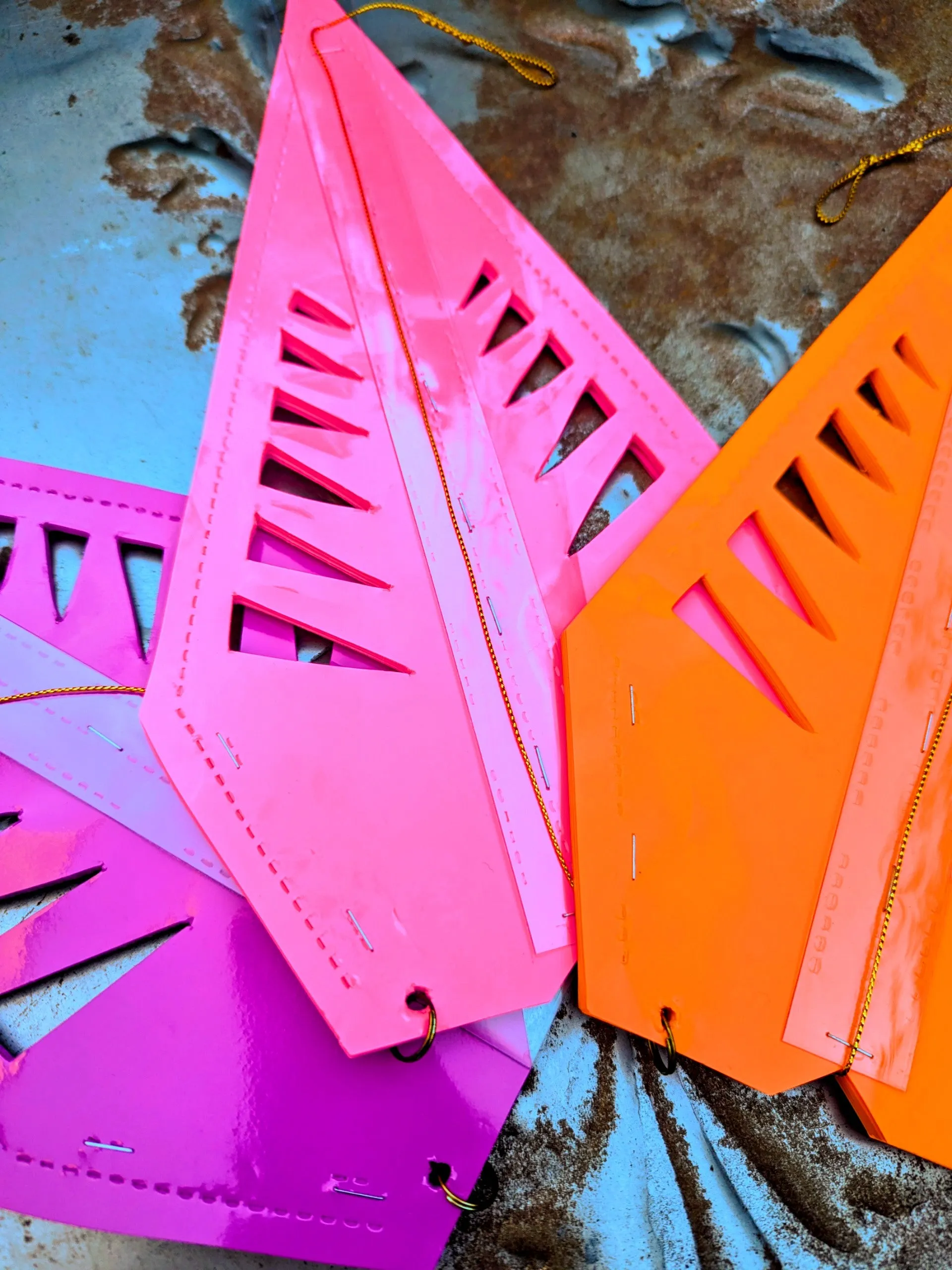 Folding neon stars