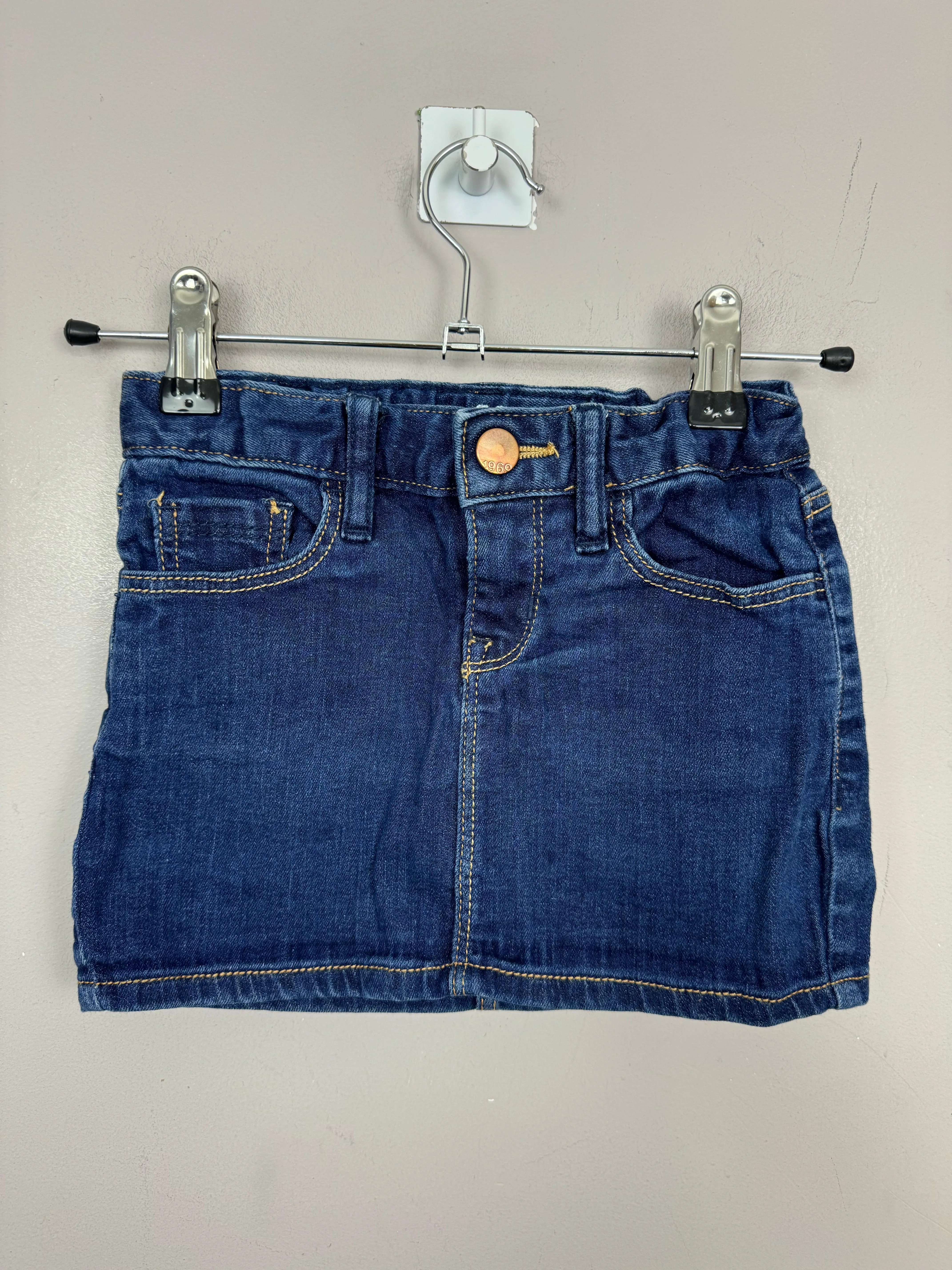 GAP denim skirt 6y