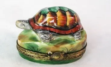 Grass Turtle Figurine - 3 Day Delay