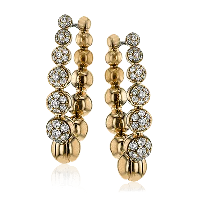 Hoop Earring in 18k Gold with Diamonds