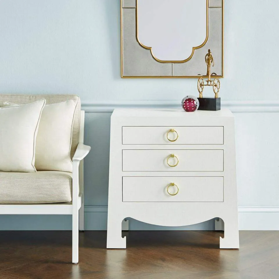 Jacqui Grasscloth 3-Drawer Side Table / Chiffon White