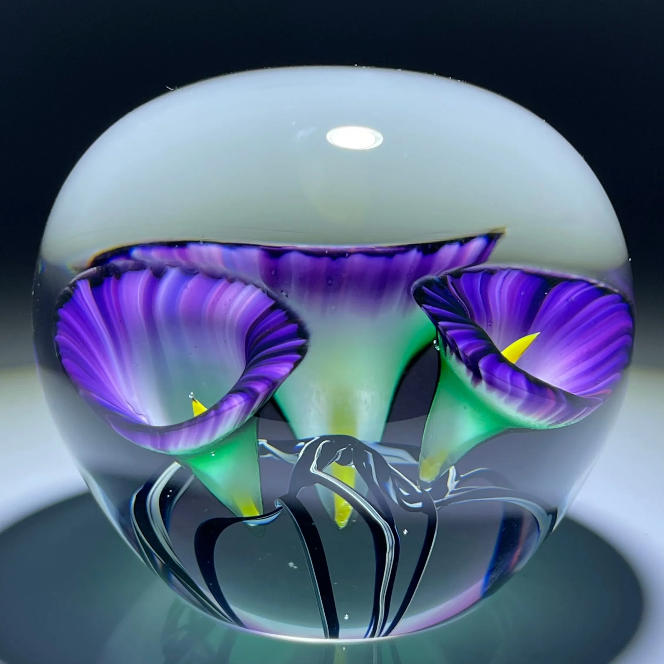 Jeremiah Lotton 2004 Torchwork Purple Calla Lily Trumpet Flowers Glass Paperweight
