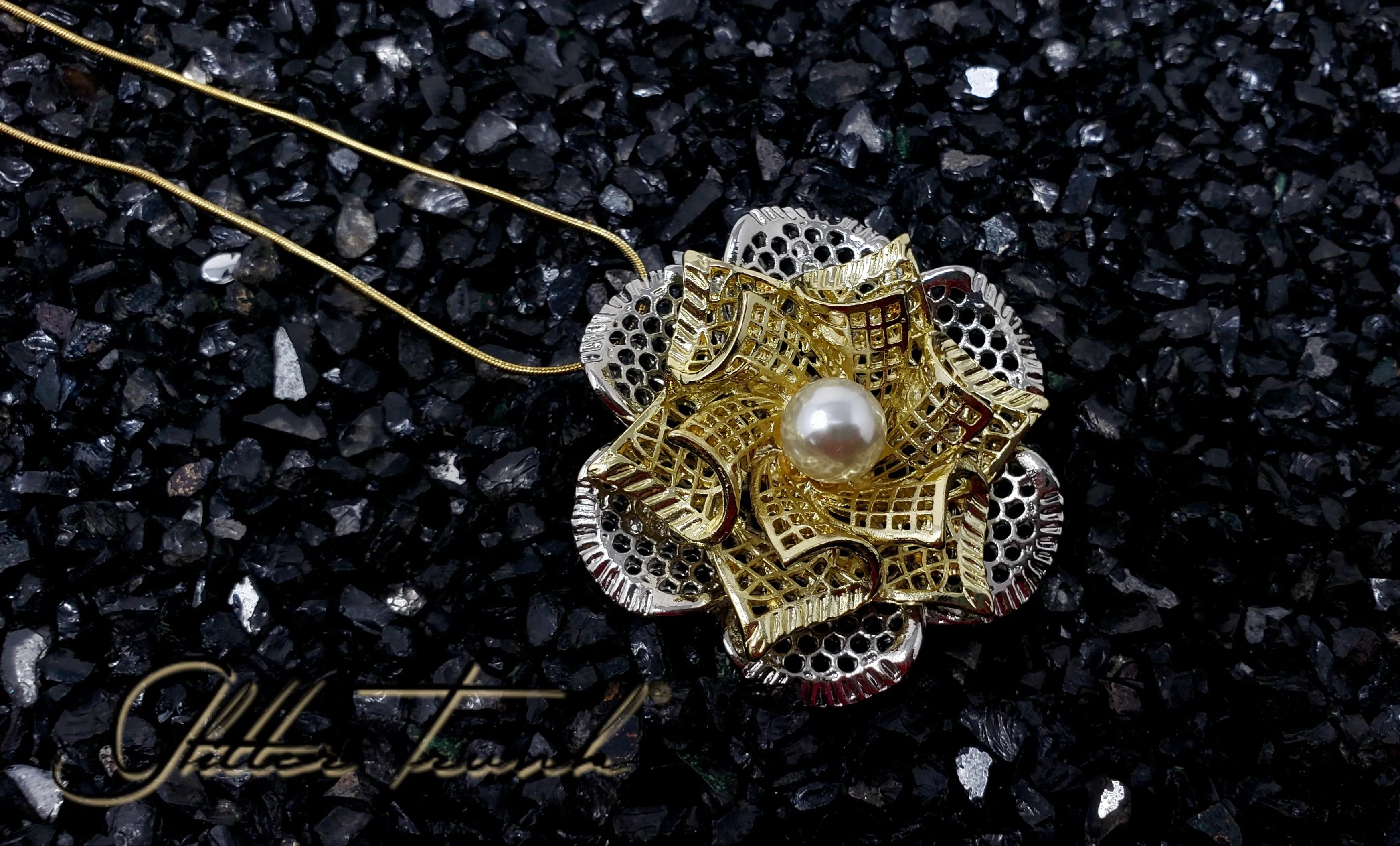 Kanika Dual Tone Rose Brooch
