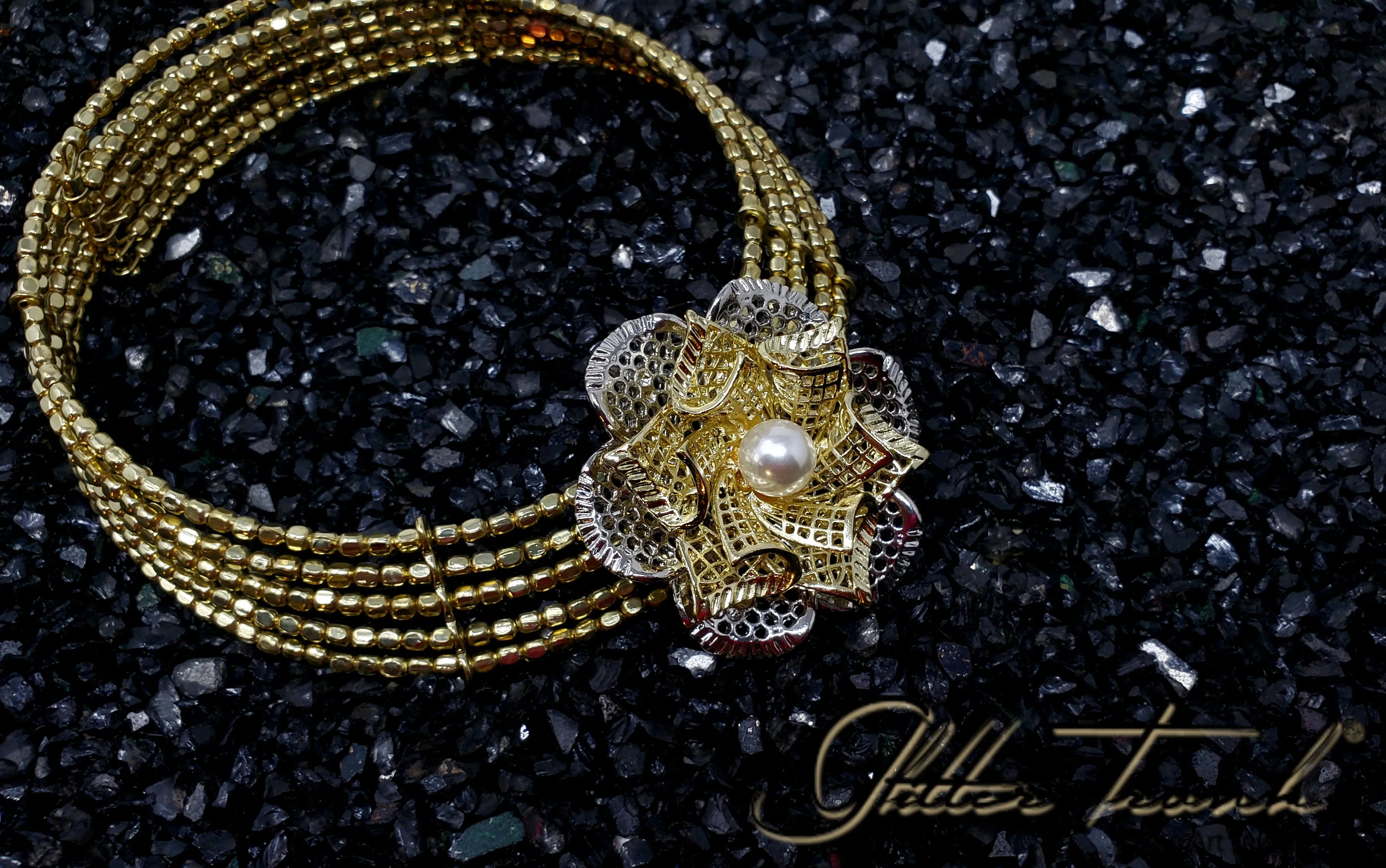 Kanika Dual Tone Rose Brooch