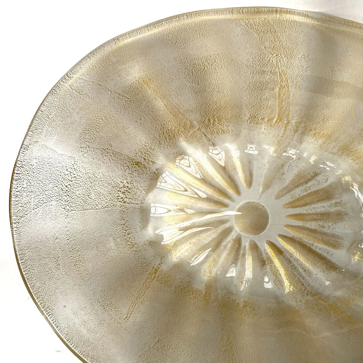 Large Italian Murano Archimede Seguso Gold Leaf Glass Center Bowl
