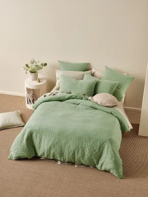 LINEN HOUSE VISTA LEAF QUILT COVER SET