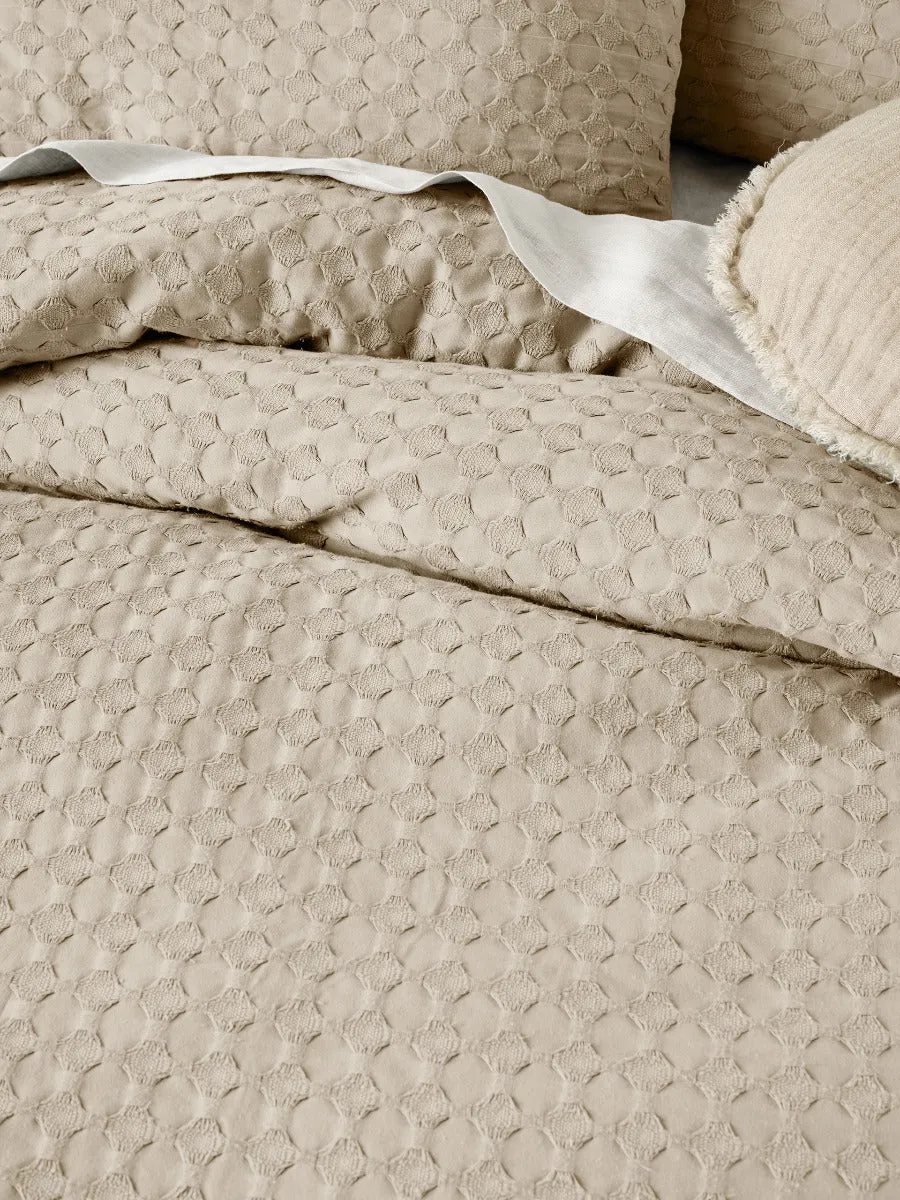 LINEN HOUSE VISTA PEBBLE QUILT COVER SET